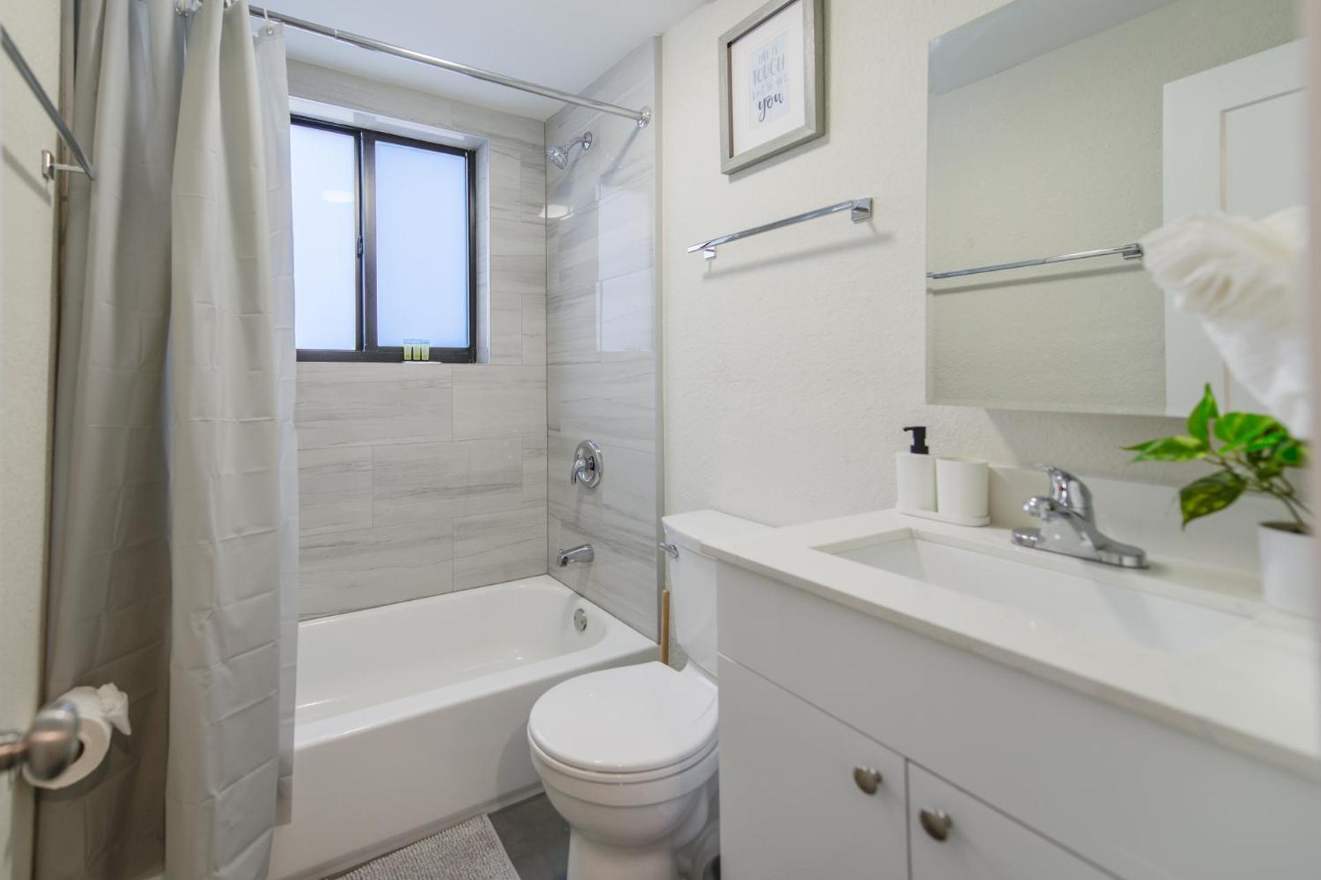Apartment In Calle Ocho A Slice Of Little Havana ไมอามี ภายนอก รูปภาพ